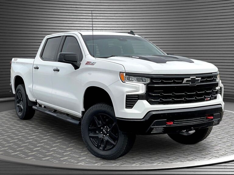 2025 Chevrolet Silverado 1500 LT Trail Boss