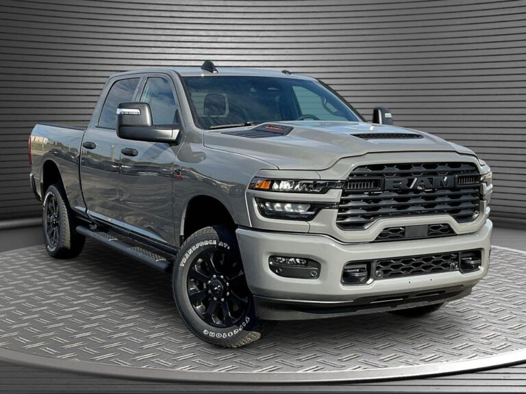 2027 RAM 2500 Pickup Tradesman/Black Express